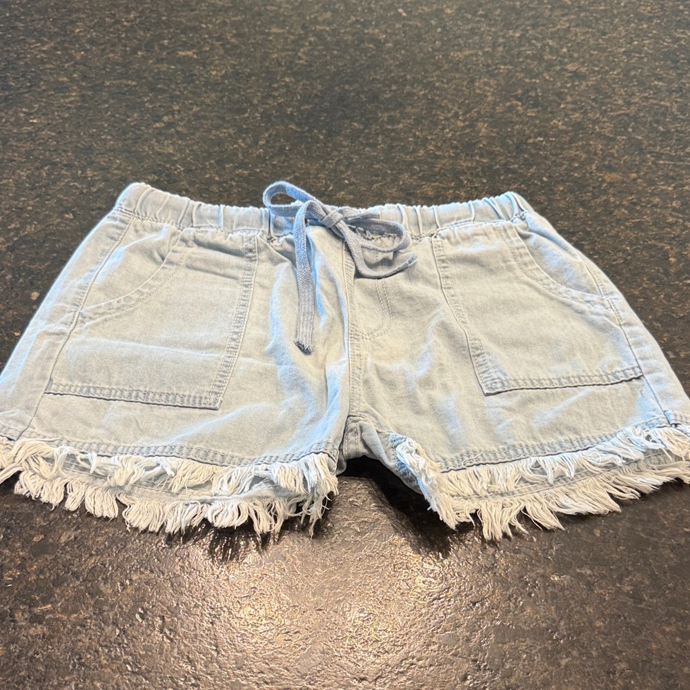 Casual Light Blue Frayed Hem Jean Shorts